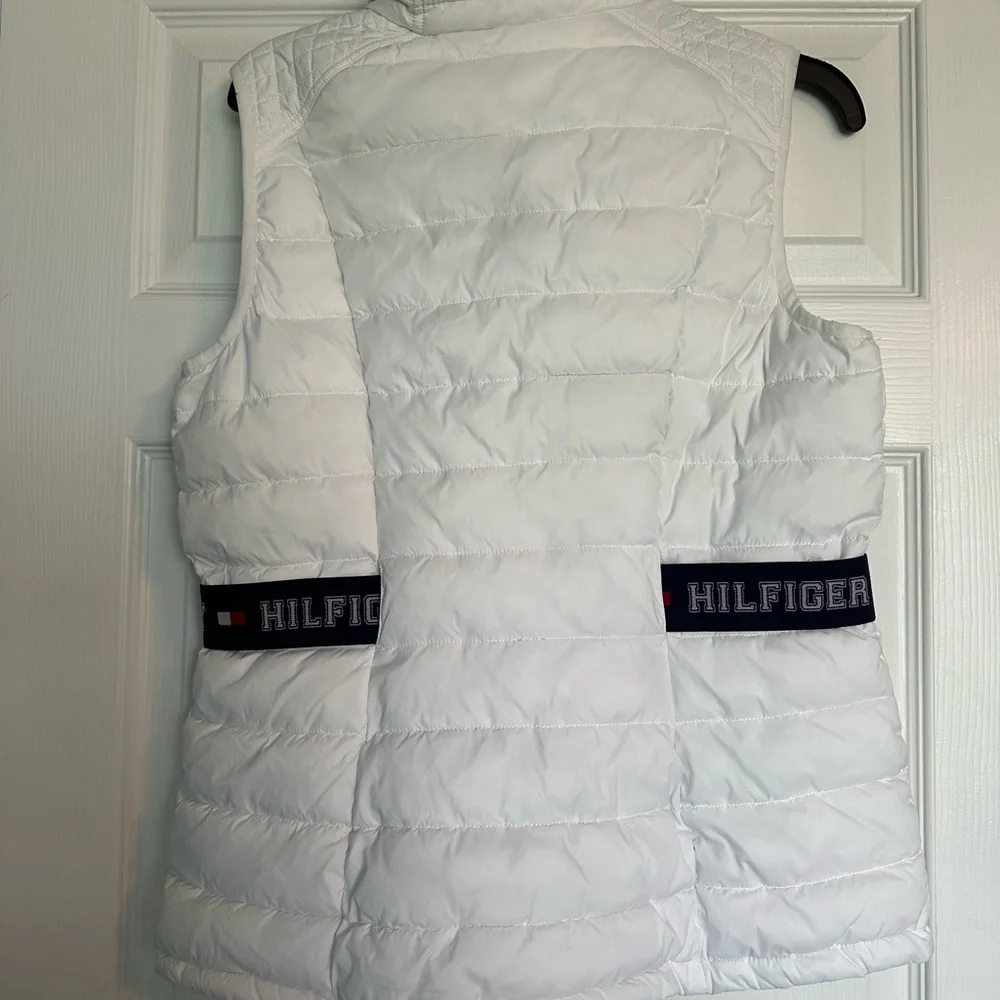 Tommy Hilfiger Women's White Quilted Vest - Picture 2 of 3